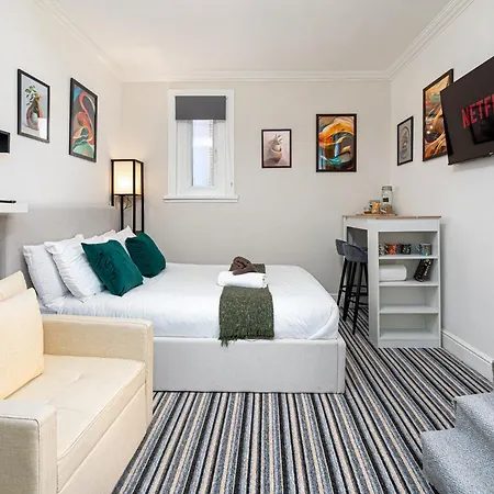 Highbury & Islington Hub Apartment